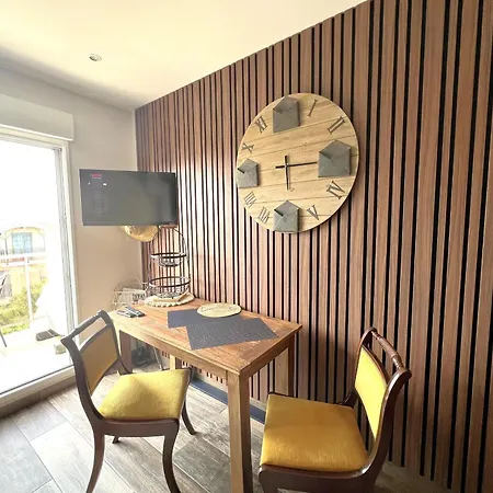 Rénové Avec Clim Et Wifi Au Port De L'aiguillon Pour 2 - Fr-1-474-214 Appartement *